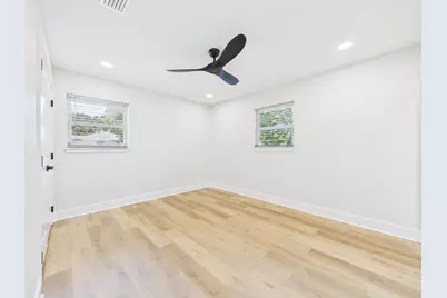 343 NW Hollywood Boulevard, Fort Walton Beach, FL 32548 - Photo 20