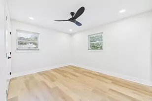 343 NW Hollywood Blvd, Fort Walton Beach, FL 32548 - Photo 20