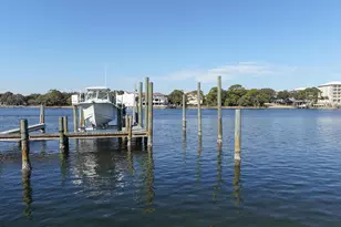 333 Bluefish Dr, Fort Walton Beach, FL 32548 - Photo 2