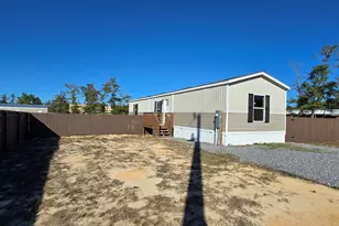 215 E Juniper Ave, Defuniak Springs, FL 32433 - Photo 50
