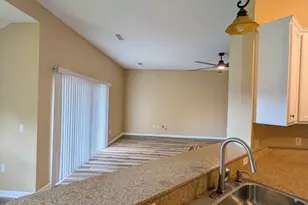 5211 Moore Loop, Crestview, FL 32536 - Photo 4