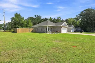 298 Park Ln, Crestview, FL 32536 - Photo 6