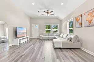 298 Park Ln, Crestview, FL 32536 - Photo 8