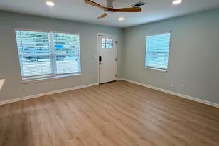 306 Florida St, Niceville, FL 32578 - Photo 2