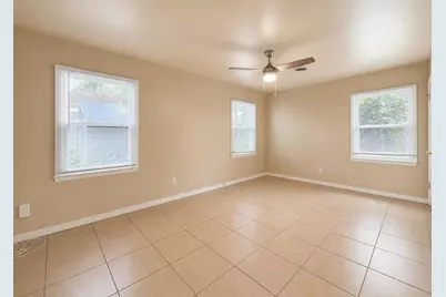 203 NW Loizos Drive, Fort Walton Beach, FL 32548 - Photo 8