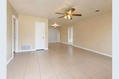 203 NW Loizos Drive, Fort Walton Beach, FL 32548 - Photo 4