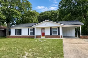 203 NW Loizos Dr, Fort Walton Beach, FL 32548 - Photo 2