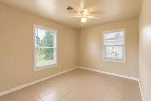 203 NW Loizos Dr, Fort Walton Beach, FL 32548 - Photo 10