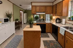 303 Pontevedra Ln, Niceville, FL 32578 - Photo 6