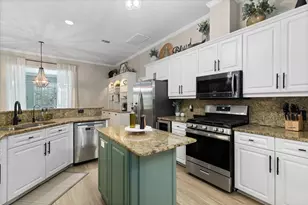 4473 Madura Rd, Gulf Breeze, FL 32563 - Photo 10