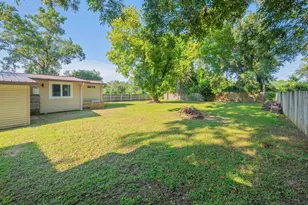 1345 18th St, Baker, FL 32531 - Photo 36
