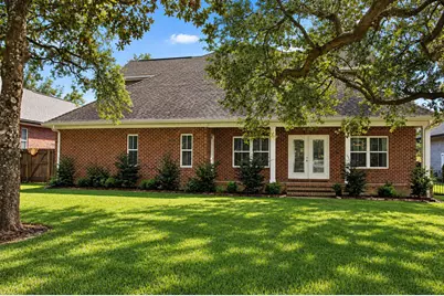 219 Girard Avenue, Fort Walton Beach, FL 32548 - Photo 14