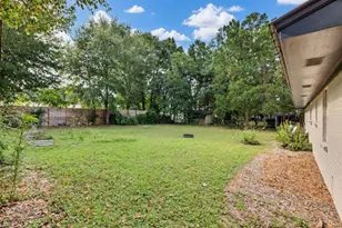 948 Lakeview Dr, Defuniak Springs, FL 32433 - Photo 32