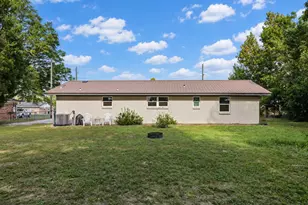 948 Lakeview Dr, Defuniak Springs, FL 32433 - Photo 24