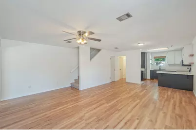 112 Skinner Circle #A, Fort Walton Beach, FL 32547 - Photo 6