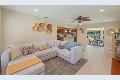 357 NE Kepner Drive, Fort Walton Beach, FL 32548 - Photo 2