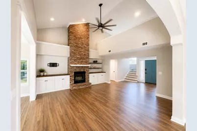 246 Hillside Drive, Niceville, FL 32578 - Photo 2