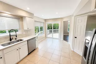 246 Hillside Dr, Niceville, FL 32578 - Photo 6