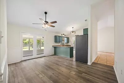 1938 Iris Lane, Navarre, FL 32566 - Photo 12