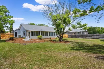 1938 Iris Lane, Navarre, FL 32566 - Photo 34