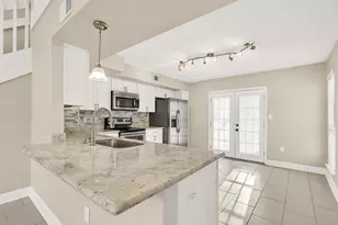 420 Bristol Cove Rd, Mary Esther, FL 32569 - Photo 6