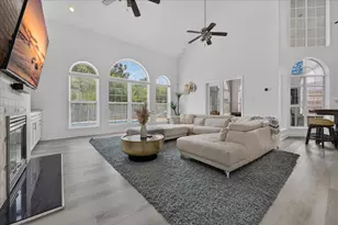 433 Emerald Pointe Dr, Mary Esther, FL 32569 - Photo 8