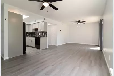 308 SW Miracle Strip Parkway #3B, Fort Walton Beach, FL 32548 - Photo 4