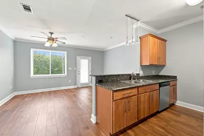 530 Valparaiso Parkway # A, Valparaiso, FL 32580 - Photo 4