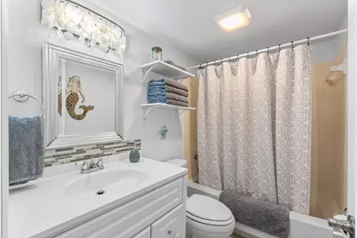 8522 Gulf Boulevard #APT 3, Navarre, FL 32566 - Photo 14