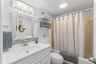 8522 Gulf Blvd, Navarre, FL 32566 - Photo 14