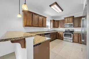 924 Tanager Rd, Fort Walton Beach, FL 32547 - Photo 14