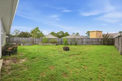 2037 Catline Circle, Navarre, FL 32566 - Photo 46