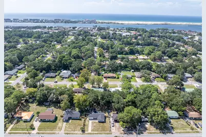 316 SW Hollywood Boulevard, Fort Walton Beach, FL 32548 - Photo 2