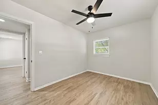 316 SW Hollywood Blvd, Fort Walton Beach, FL 32548 - Photo 14