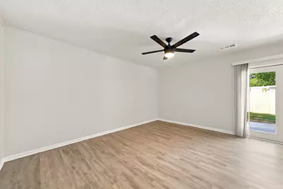 316 SW Hollywood Boulevard, Fort Walton Beach, FL 32548 - Photo 14