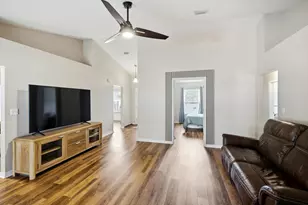 1212 Shipley Dr, Niceville, FL 32578 - Photo 12
