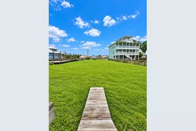 572 Parish Boulevard, Mary Esther, FL 32569 - Photo 6