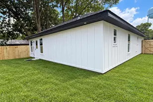880 E Walnut Ave, Crestview, FL 32539 - Photo 30