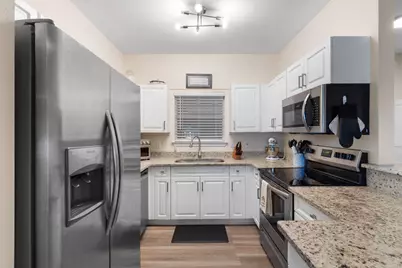 7208 Majestic Boulevard, Navarre, FL 32566 - Photo 8