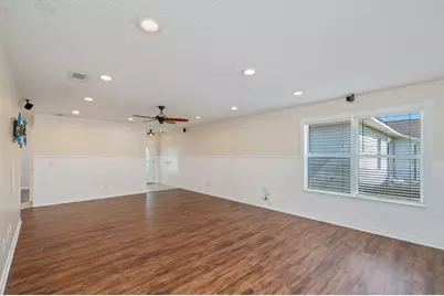 7648 Chablis Circle, Navarre, FL 32566 - Photo 8