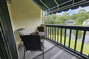 208 Westlake Ct, Niceville, FL 32578 - Photo 2