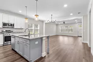 610 5th St, Destin, FL 32541 - Photo 12