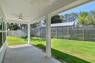 610 5th St, Destin, FL 32541 - Photo 14