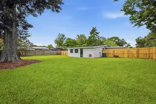 640 Cornwall Terrace, Mary Esther, FL 32569 - Photo 40
