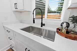 640 Cornwall Terrace, Mary Esther, FL 32569 - Photo 18