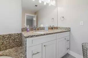 991 Pinewood Dr, Defuniak Springs, FL 32433 - Photo 32