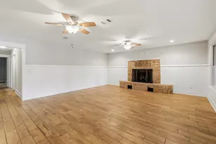 991 Pinewood Dr, Defuniak Springs, FL 32433 - Photo 12