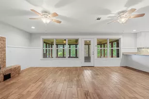 991 Pinewood Dr, Defuniak Springs, FL 32433 - Photo 14