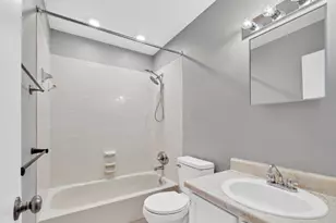 413 Hickory Ave, Niceville, FL 32578 - Photo 22