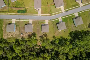 3567 Sugar Maple Ln, Crestview, FL 32539 - Photo 8